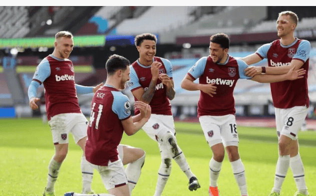 英超-水晶宫1-2曼联：你不看好他时，他雄起｜前瞻