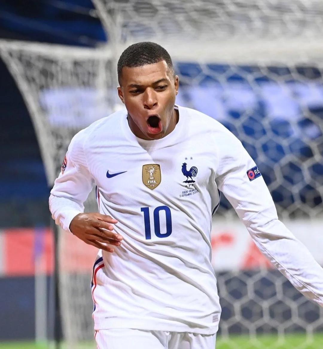 青训球员获得首发机会，表现不俗