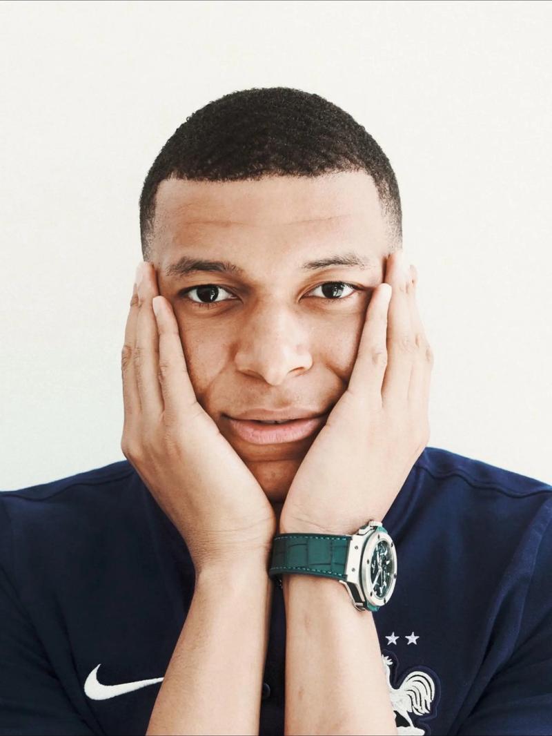 德媒：帕利尼亚离队后，曾让穆勒惊讶的戴伯尔或将有更多机会