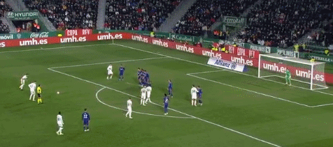 时光荏苒三十二载，感恩你我风雨相伴。同心逐梦共赴...