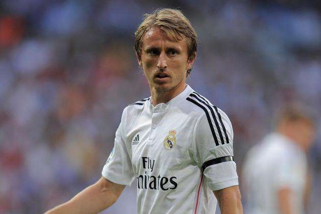 孔帕尼：球队处于困境时两名球员挺身而出，这就是我们的实力