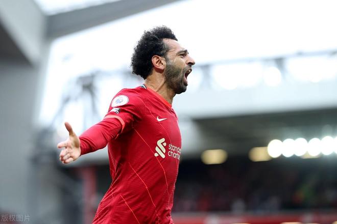 英媒：桑德兰向贡多齐报价2500万欧元，并密切关注小贝林