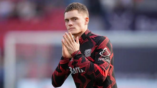 篮球勇士替补球员表现优异